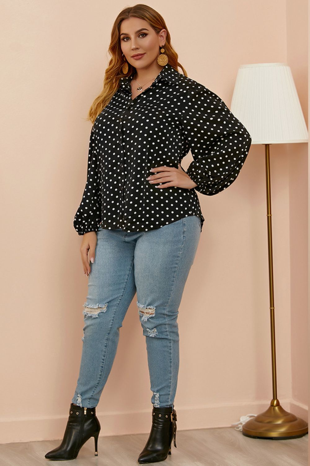 Plus Size Polka Dot Balloon Sleeve Shirt (Online Only)